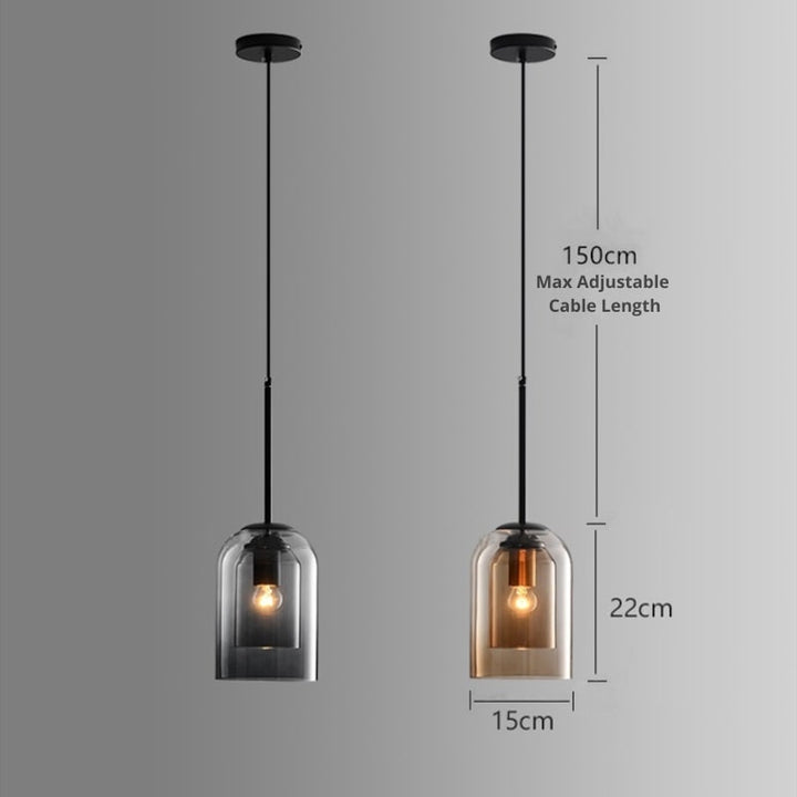 Postmoderne Pendelleuchte aus Glas, höhenverstellbar, schwarz, 22cm hoch, 15cm Durchmesser.
