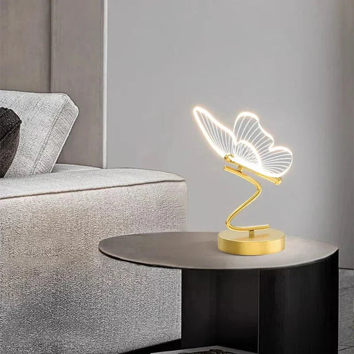 Schmetterling LED Tischlampe, gold, modernes Design, Wohnzimmer Dekoration, energiesparend.