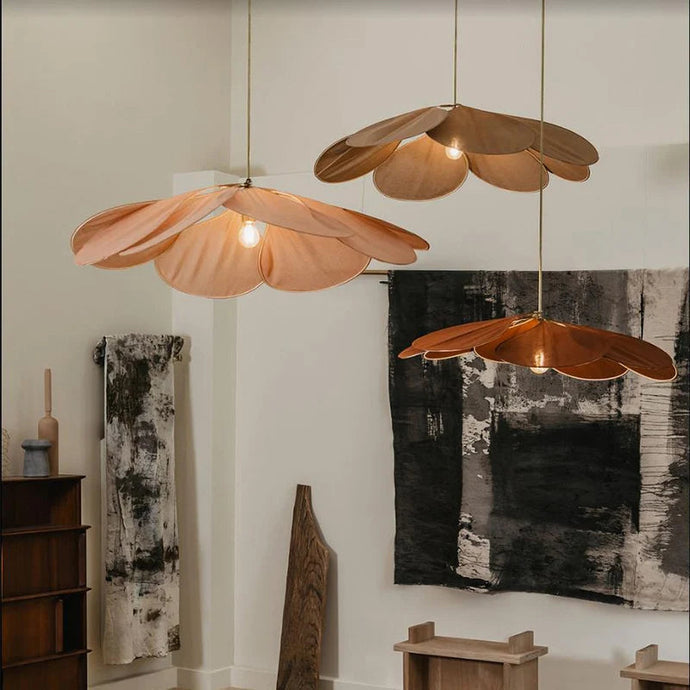 Stylová květinová závěsná lampa - Petalume