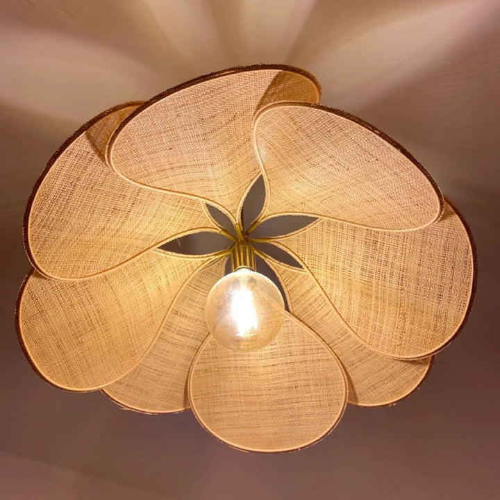 Stylová květinová závěsná lampa - Petalume