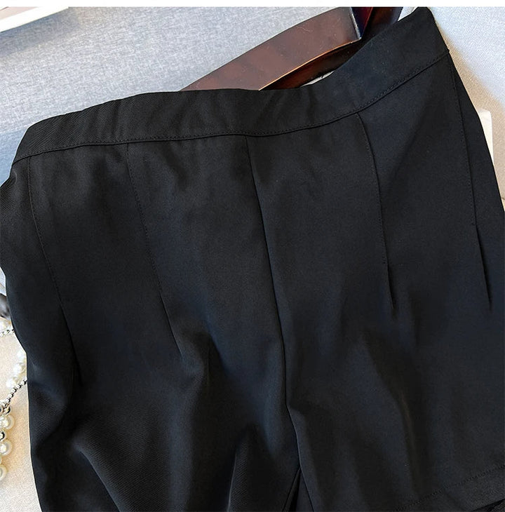 Schwarze Damenhose, elegant, aus Baumwolle, ideal für Büro und Freizeit.