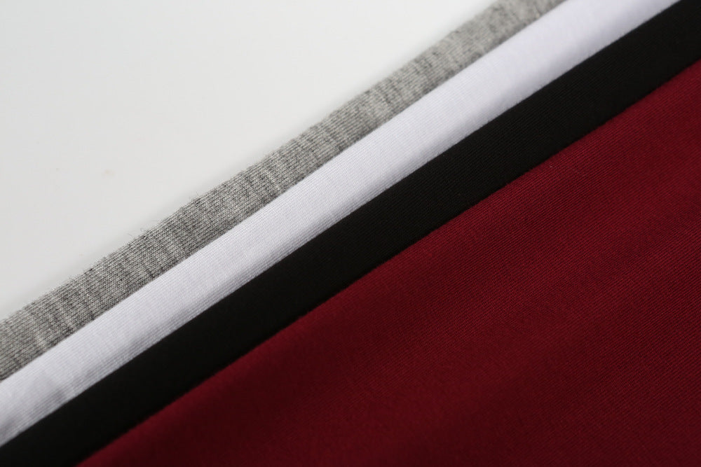 Rote, schwarze, weiße und graue Stoffstreifen, Nahaufnahme, Textil, Mode, Material.