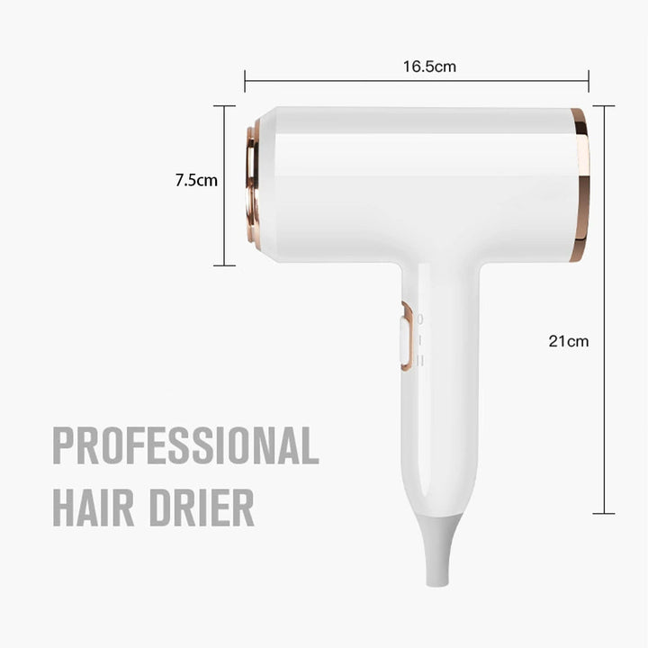 Weißer professioneller Haartrockner, kompakt, mit goldenen Akzenten, 21 cm, 16,5 cm breit.