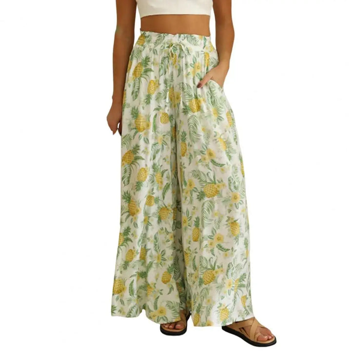 Damen Sommerhose mit Ananasmuster, weiß, locker, leicht, Strandmode, Freizeitkleidung.