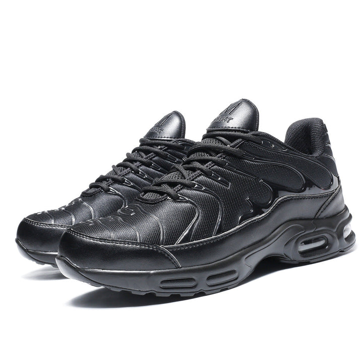 Schwarze Sneaker, atmungsaktiv, sportlich, Herren, modisch, bequem, rutschfest, Freizeit.