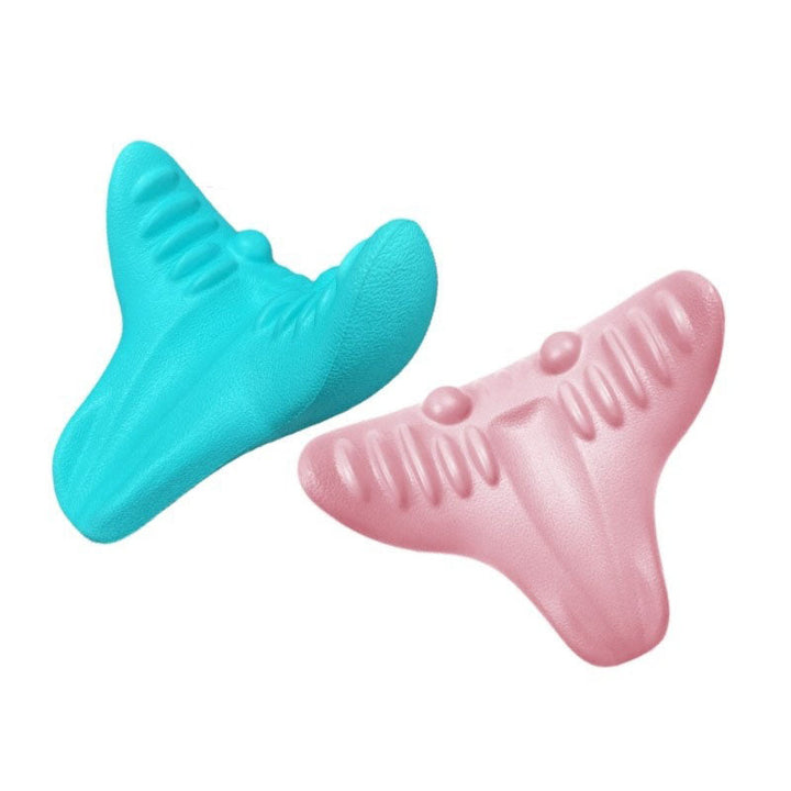 Zwei Nackenmassagegeräte aus Kunststoff, türkis und rosa, ergonomisch geformt.