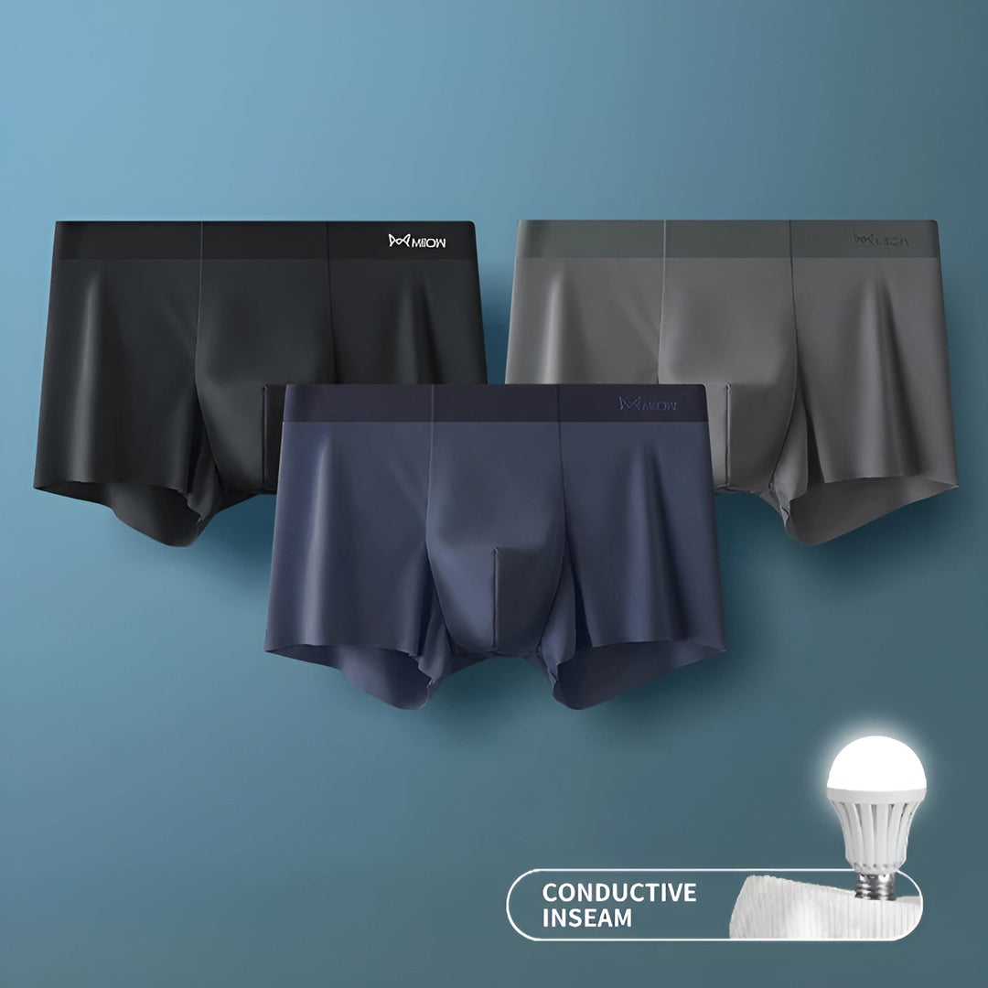 Drei Herren-Boxershorts in Schwarz, Grau und Blau, nahtlos, mit leitfähigem Einsatz.