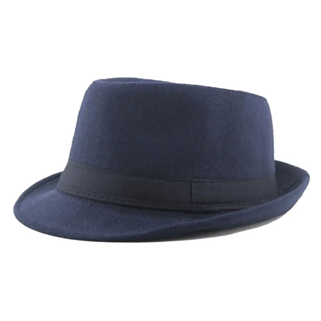 Dunkelblauer Filzhut, klassischer Fedora-Stil, elegantes Accessoire für Herrenmode.
