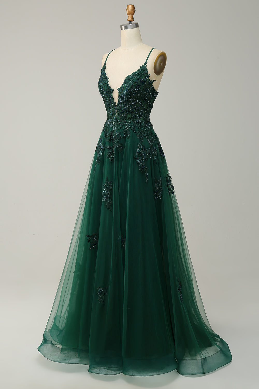 Dunkelgrünes Abendkleid mit Spitzenapplikationen, V-Ausschnitt, Träger, bodenlang.