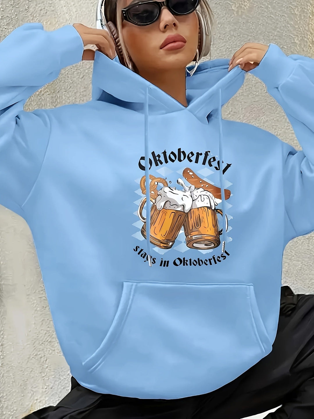 Stylový dámský hoodie – Clara Oktoberfest 2025