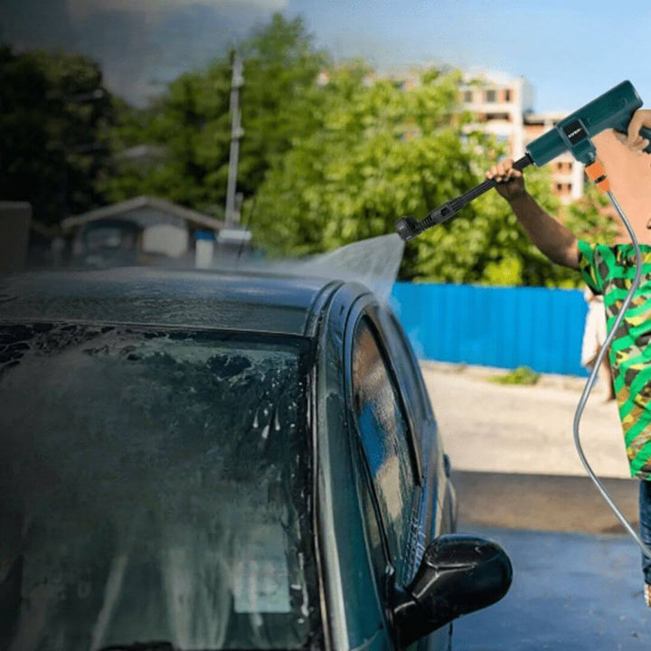 Bezdrátový vysokotlaký čistič pro auto a zahradu – HydroSwift