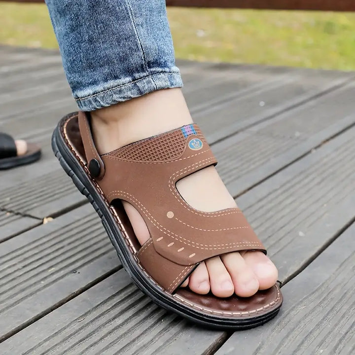 Stylové pánské sandály s páskovým podpatkem – Strider