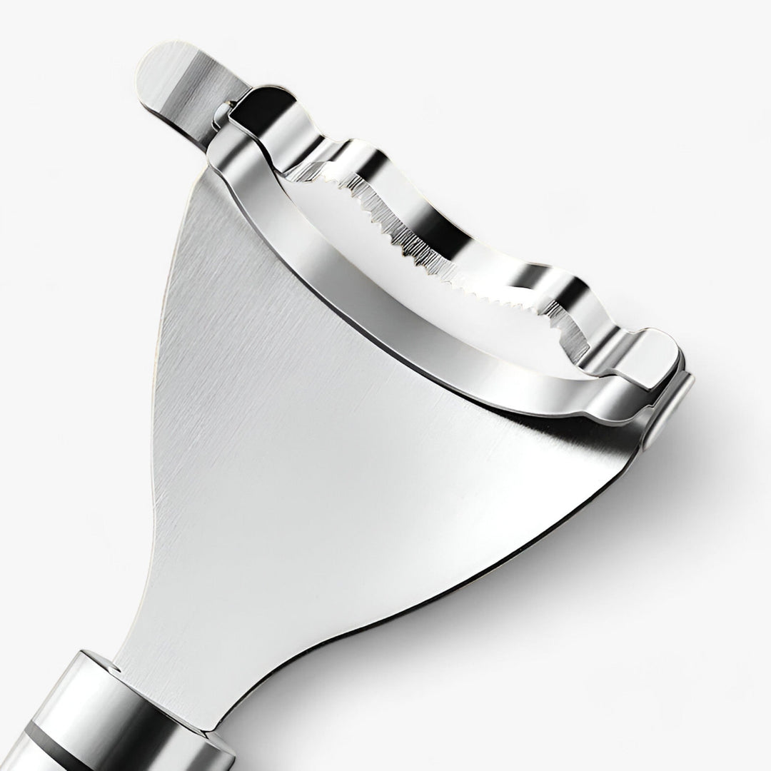 Metallischer Sparschäler, Edelstahl, ergonomisches Design, Küchenwerkzeug, Gemüse, Obst.