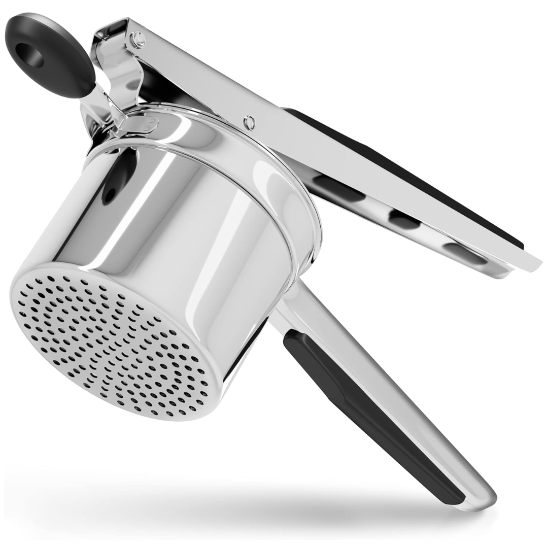 Edelstahl Kartoffelpresse mit ergonomischem Griff, ideal für Püree und Spätzle.