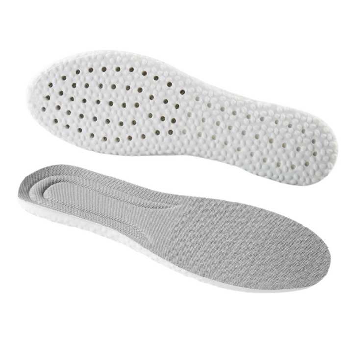 Weiße Schuheinlagen, atmungsaktiv, ergonomisch, für Komfort und Unterstützung beim Gehen.