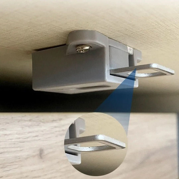 Elektronický nabíjecí port s neviditelným senzorem řízení - Vaultin