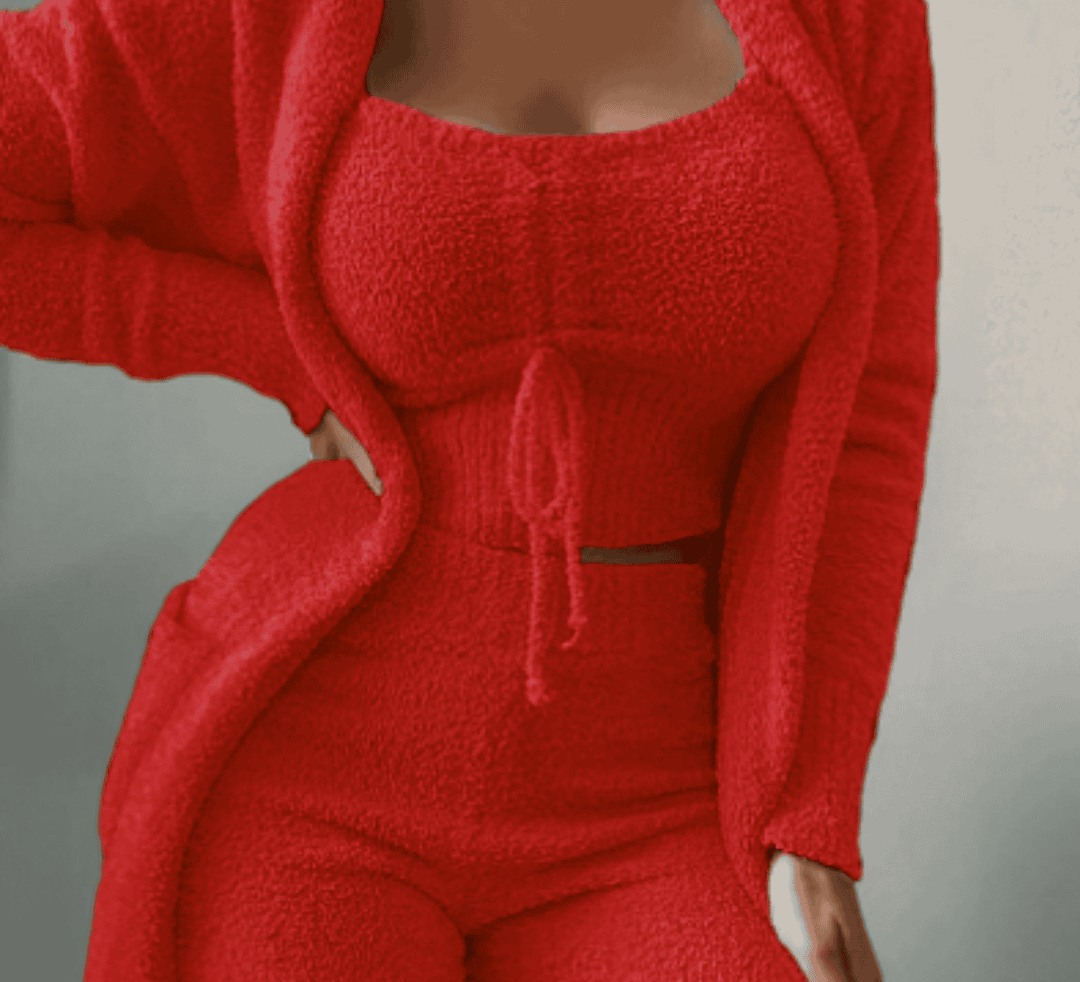 Roter Damen-Strickanzug, flauschig, zweiteilig, modisch, bequem, Freizeitkleidung.