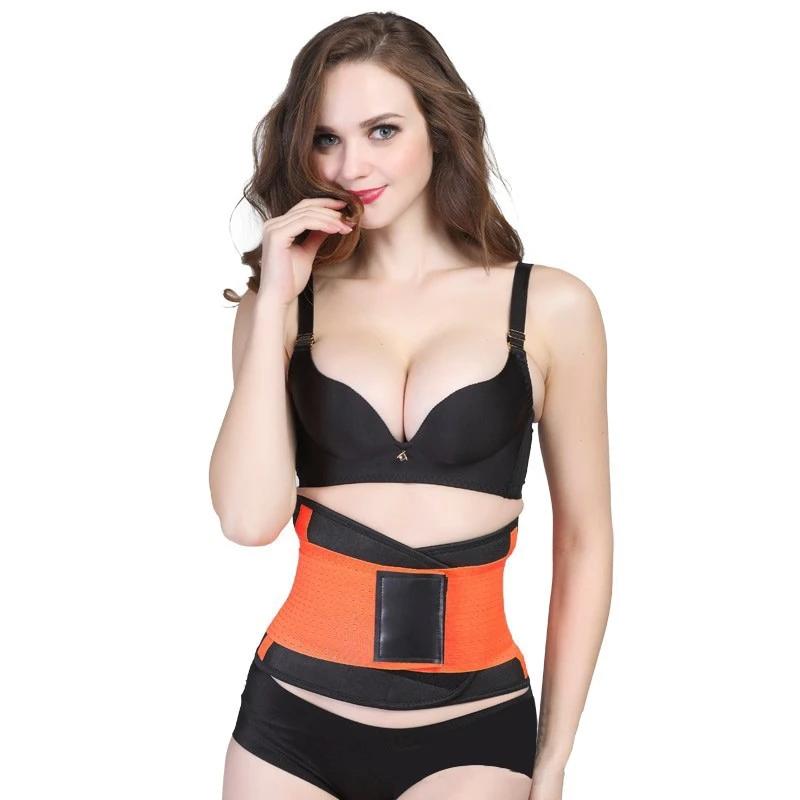 Frau mit schwarzem BH und orangefarbenem Taillentrainer, Fitness, Abnehmen, Körperformung.