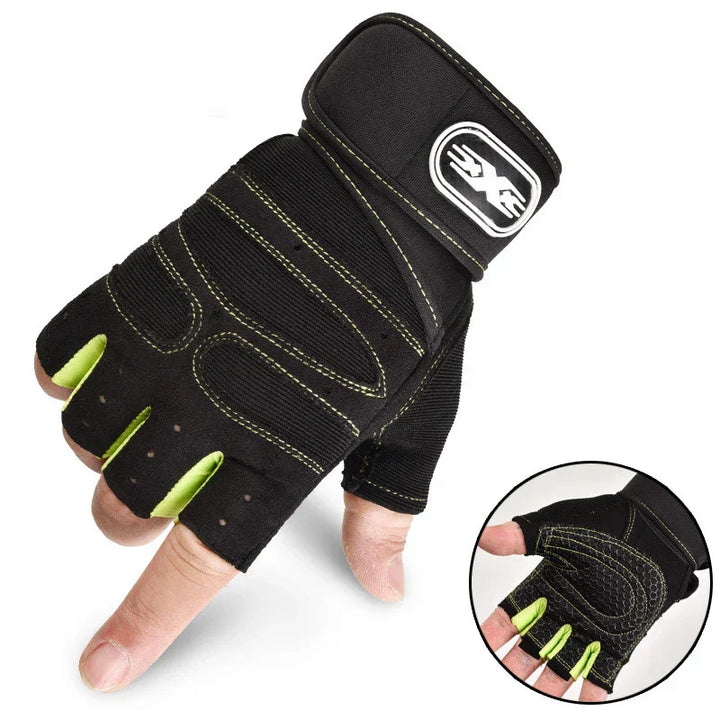 Schwarze Fitness-Handschuhe mit grünen Akzenten, gepolstert, für Krafttraining und Gewichtheben.