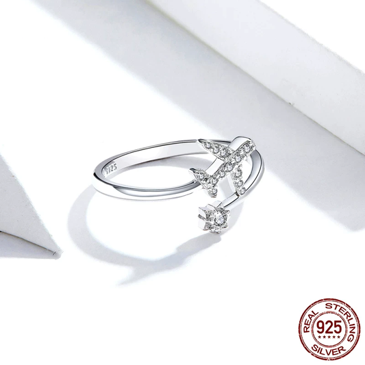 Silberring mit Flugzeugmotiv, Zirkonia-Steinen, 925 Sterling Silber, elegantes Schmuckdesign.