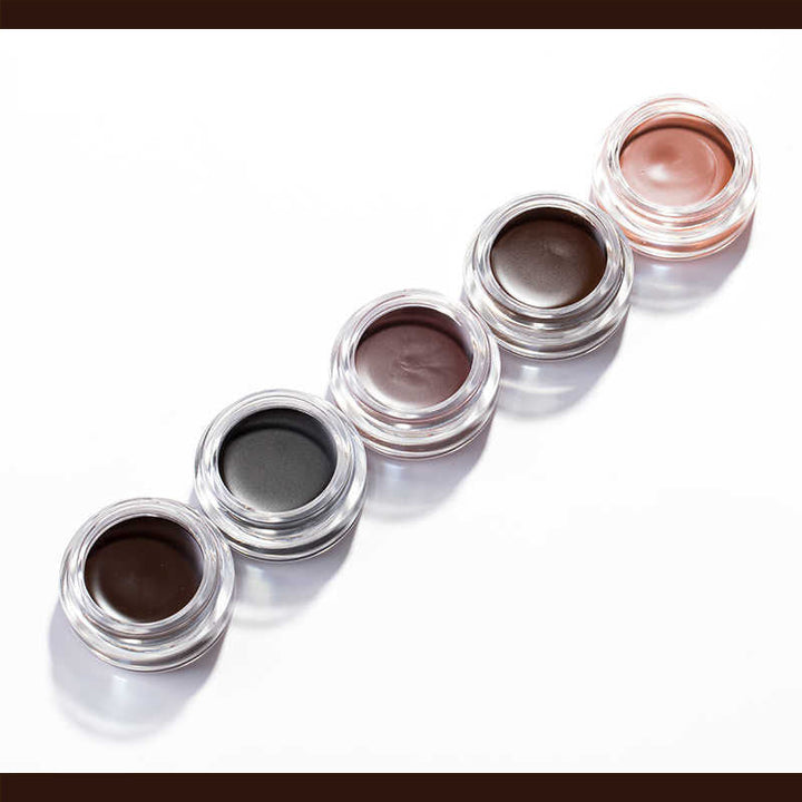 Fünf Augenbrauencremes in Glastiegeln, verschiedene Brauntöne, Makeup-Produkt.
