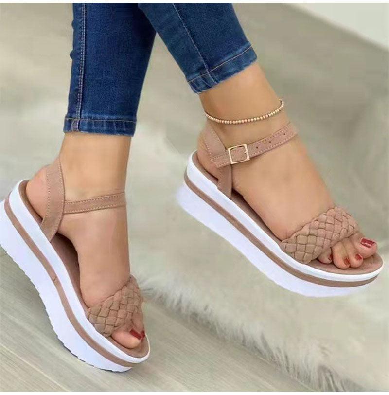 Damen Plateau Sandalen, geflochten, beige, mit Knöchelriemen, Sommermode, bequem, elegant.