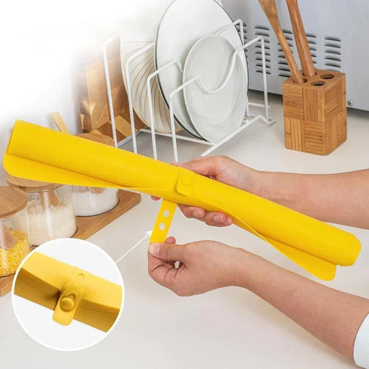 Gelber Silikon-Wasserschieber für Küche, Fensterreinigung, ergonomisch, langlebig.