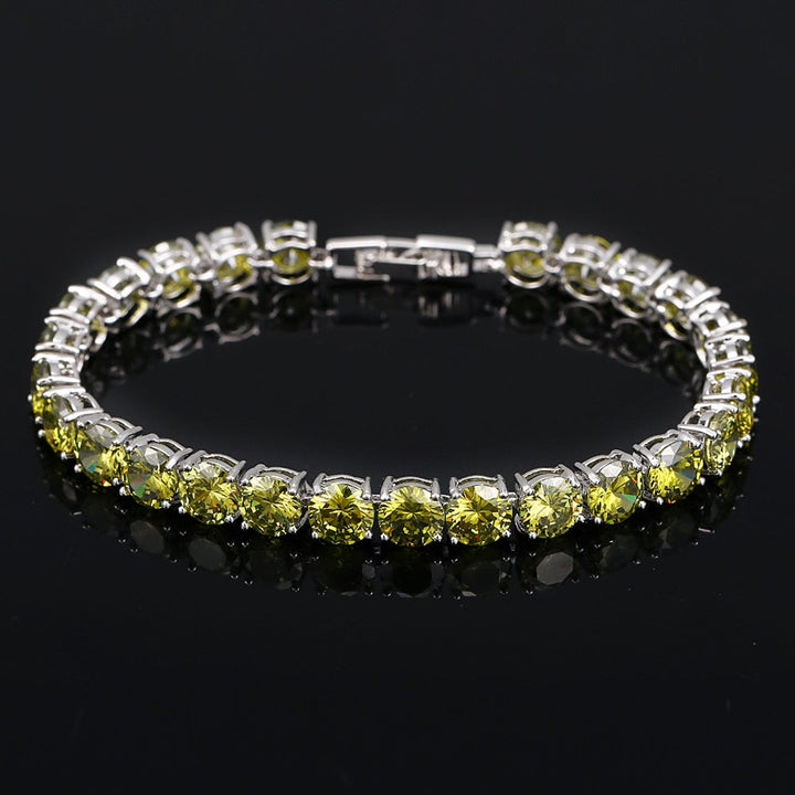 Silbernes Armband mit gelben Zirkonia-Steinen, eleganter Schmuck, Damenaccessoire.