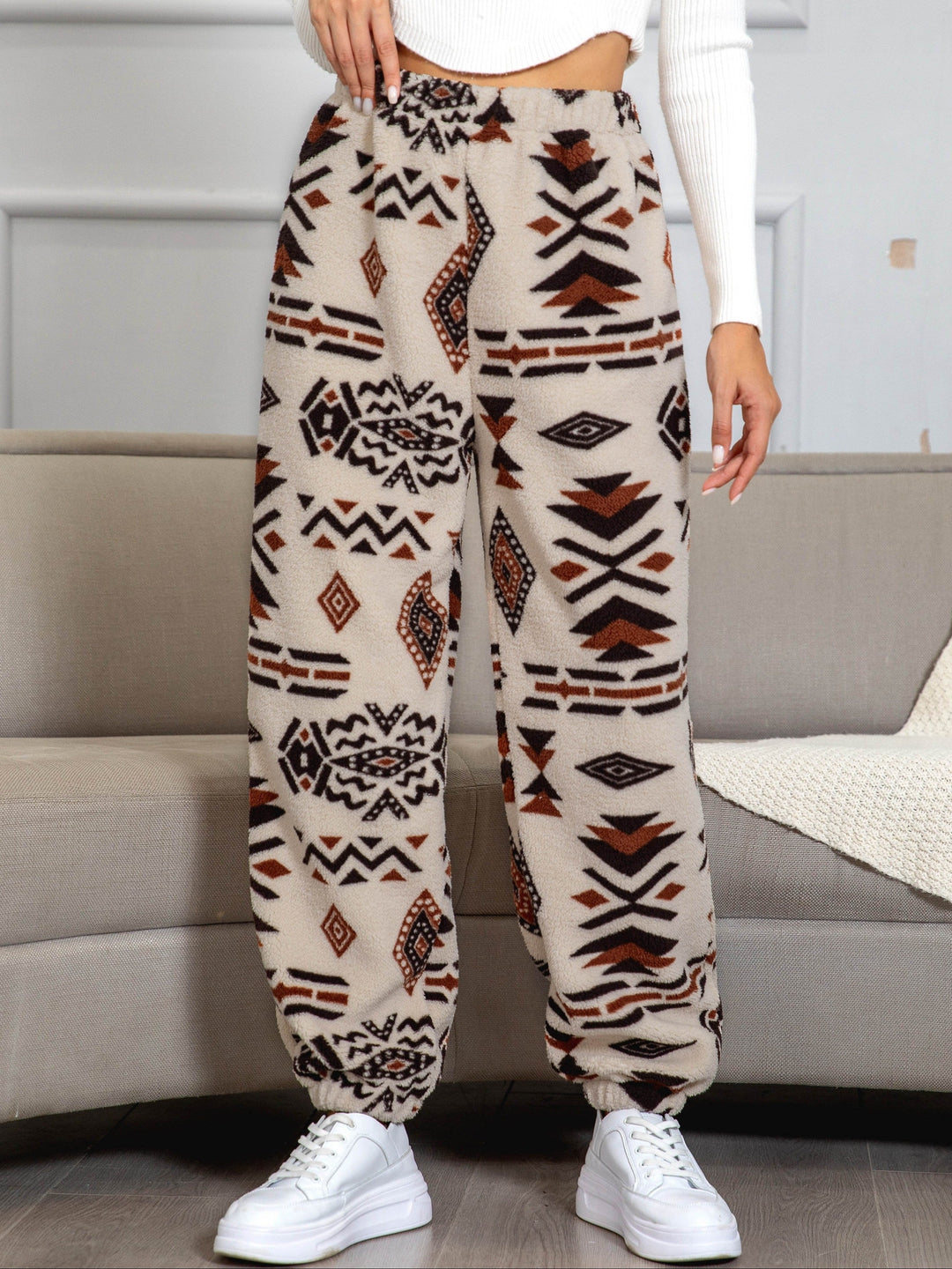 Fleecehose Damen, Ethno-Muster, beige, warm, bequem, Freizeitmode, Winterkleidung, modisch.