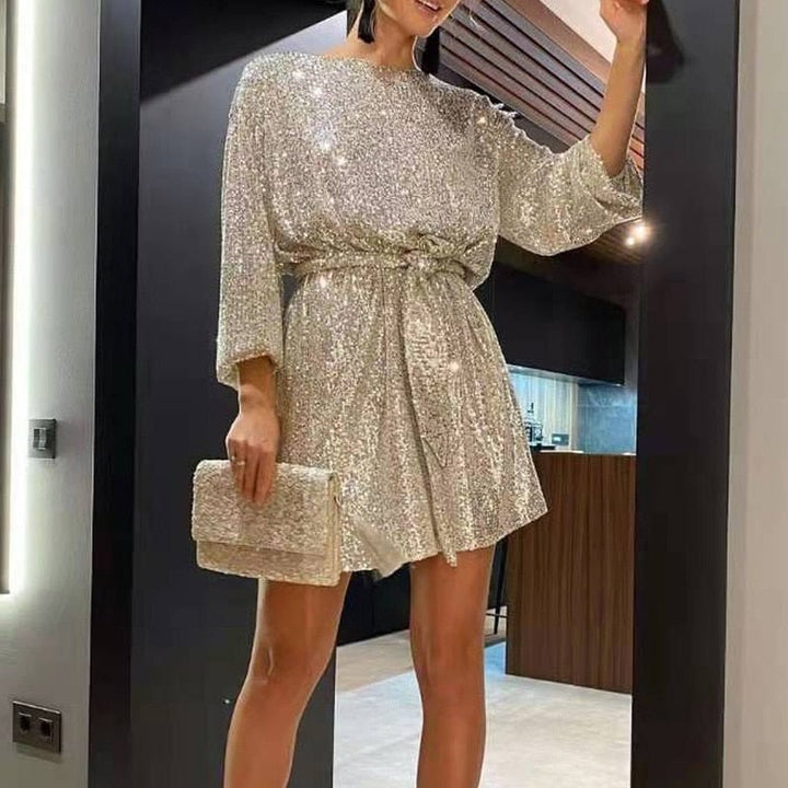 Funkelndes silbernes Paillettenkleid, Mini, mit Gürtel, elegantes Partykleid für Damen.