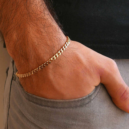 Goldenes Edelstahl-Armband für Herren, kubanische Gliederkette, modisch, robust.