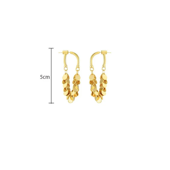 Goldene Ohrringe mit Anhängern, 5 cm Länge, elegantes Design, Modeschmuck für Damen.