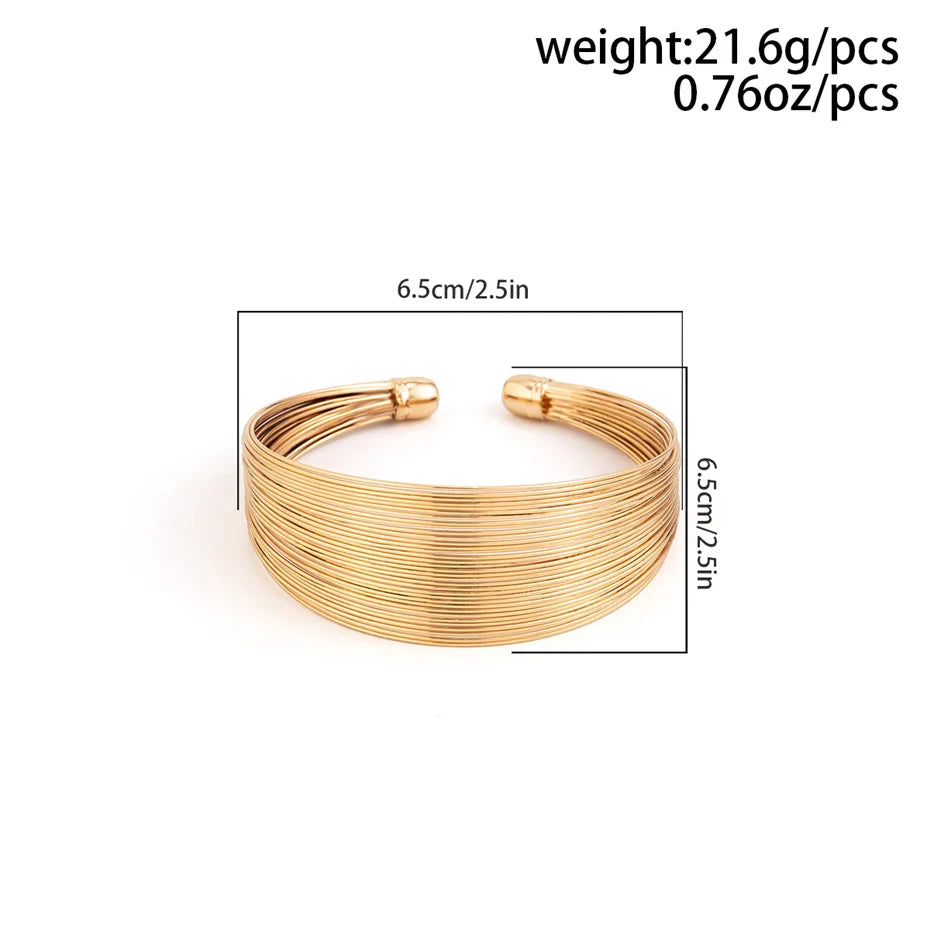 Goldenes Armreif-Set, 6,5 cm Durchmesser, 21,6 g, modisches Schmuck-Accessoire.