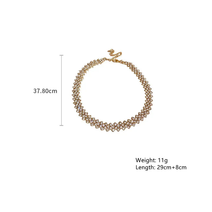 Goldene Halskette mit Strasssteinen, 37,8 cm, elegantes Schmuckstück, verstellbar, 11g.