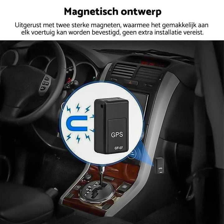 Schwarzer GPS-Tracker GF-07, magnetisch, im Auto installiert, für Fahrzeugüberwachung.