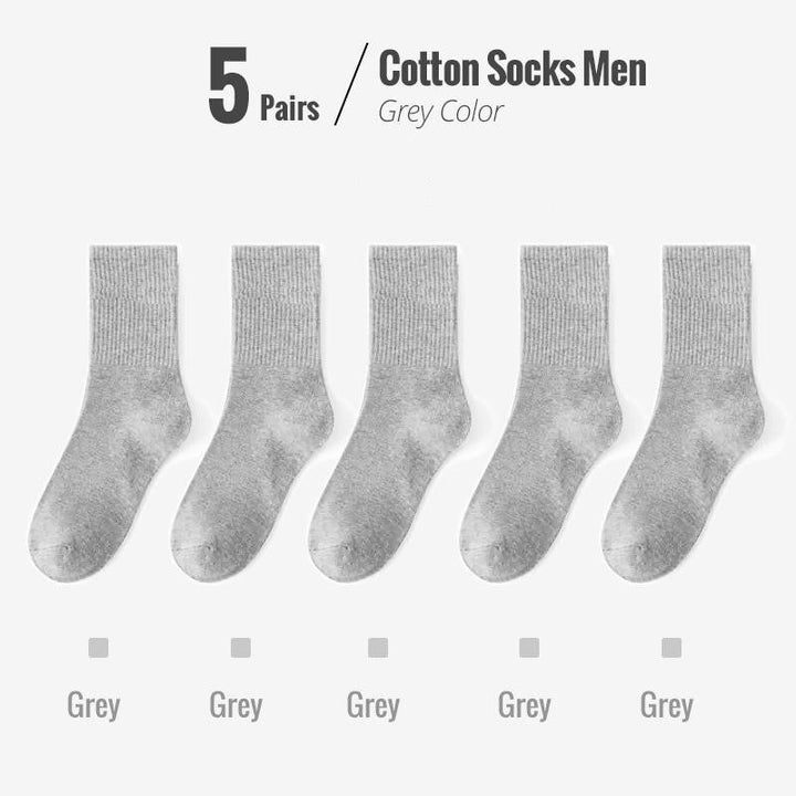 Fünf Paar graue Herrensocken aus Baumwolle, bequem und atmungsaktiv.