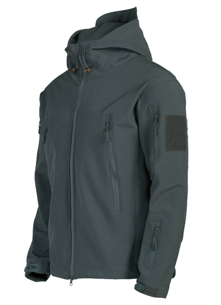 Graue Softshelljacke mit Kapuze, Reißverschlusstaschen, wetterfest, Outdoor-Bekleidung.