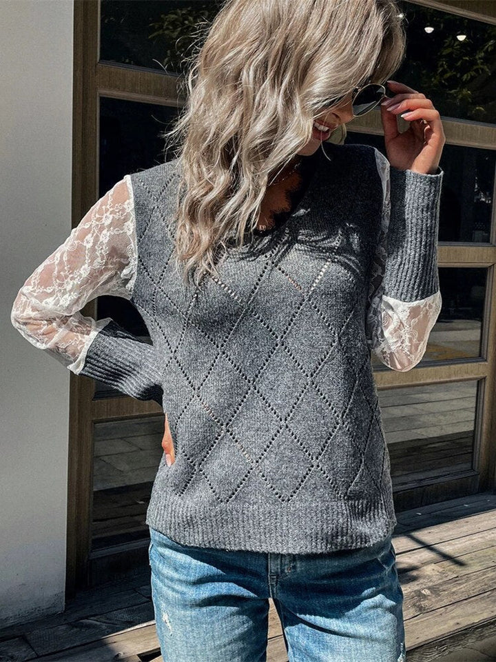 Damen V-Ausschnitt Pullover, grau, Strick, Spitzenärmel, modisch, lässig, Herbstmode.