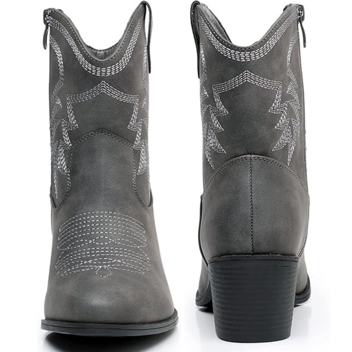Graue Cowboystiefel aus Leder mit Stickerei, Westernstil, Damenmode, robuste Absatzsohle.