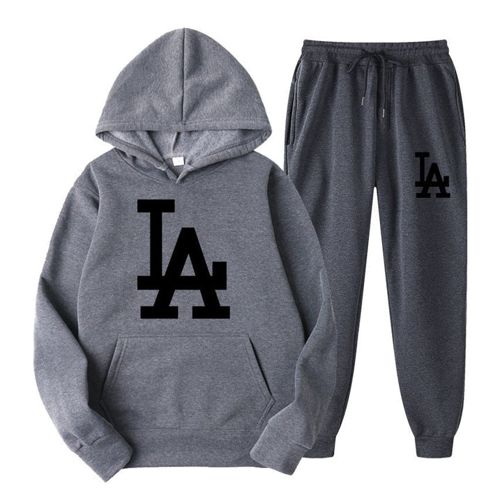Grauer Hoodie und Jogginghose Set mit schwarzem LA-Logo, Unisex, Baumwolle, Freizeitkleidung.
