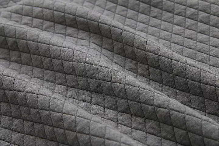 Grauer gesteppter Stoff, Baumwolle, quadratisches Muster, Textil, Nähmaterial, Meterware.