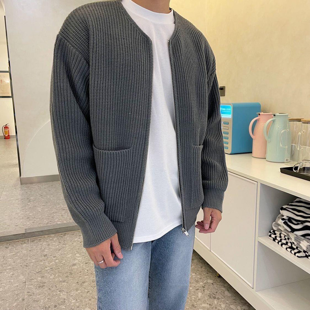 Grauer Strick-Cardigan für Herren, Reißverschluss, lässig, modisch, bequem, Herbstmode.