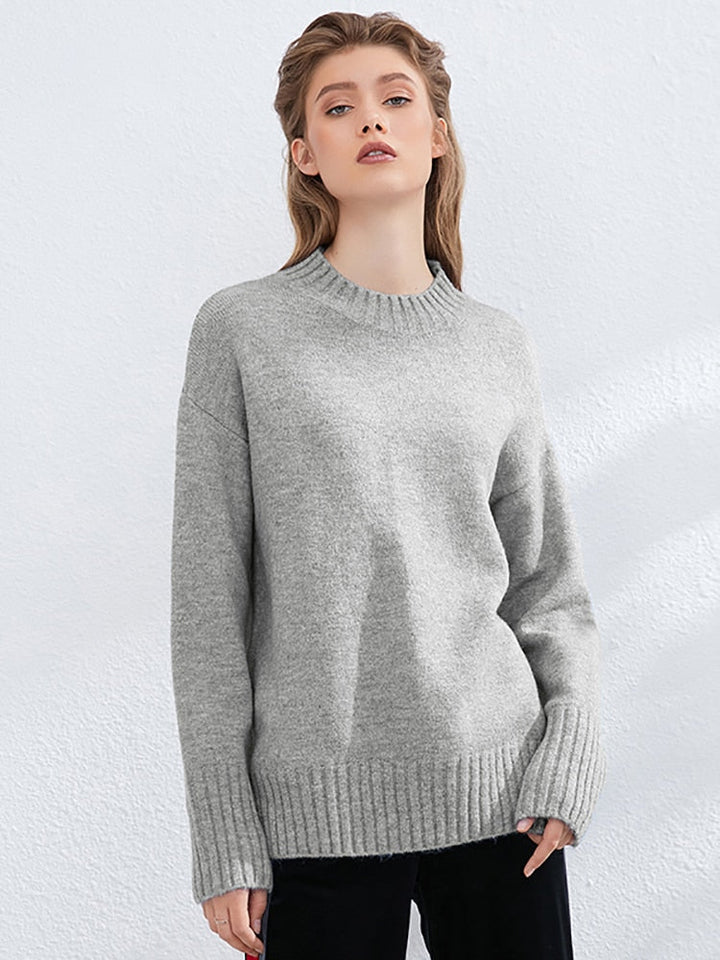 Grauer Damenpullover aus Wolle, lässig, langärmelig, Rundhalsausschnitt, Herbstmode.