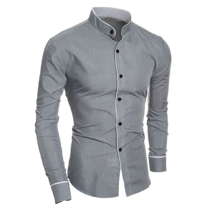 Graues Herrenhemd mit Stehkragen, Slim Fit, Knopfleiste, elegantes Design, Baumwolle.