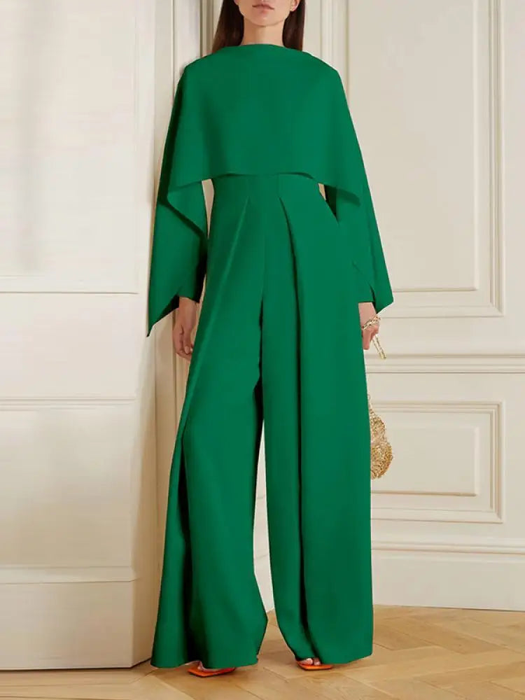 Grüner Damen-Jumpsuit mit weitem Bein, Reißverschluss, elegantes Design, lange Ärmel.