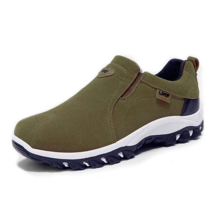 Grüner Outdoor-Sneaker für Herren, rutschfeste Sohle, bequem, atmungsaktiv, UKF Marke.