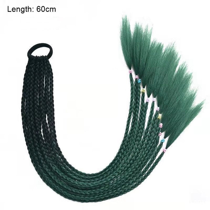 Grüne synthetische Haarverlängerungen, geflochten, 60 cm lang, für modische Frisuren.