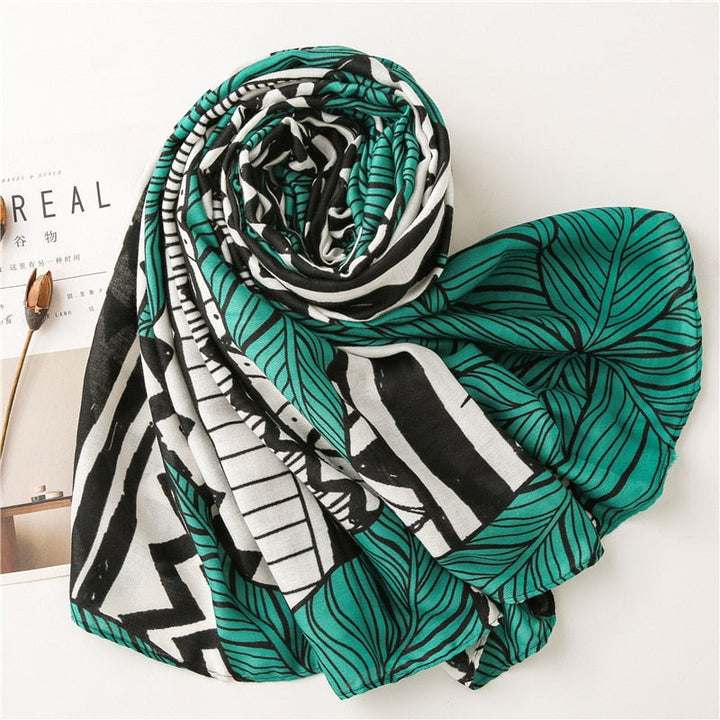 Grüner Schal mit Blattmuster, Baumwolle, Damenmode, Accessoire, Herbst-Winter, elegant.