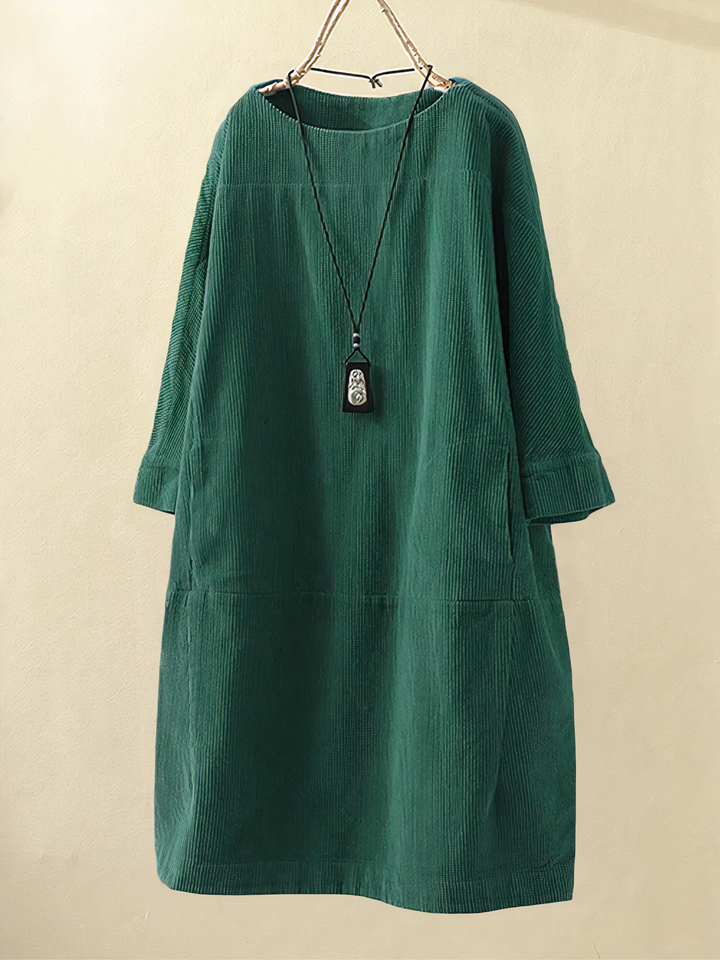 Grünes Cordkleid mit langen Ärmeln, lässiger Stil, Damenmode, Herbstkleidung.