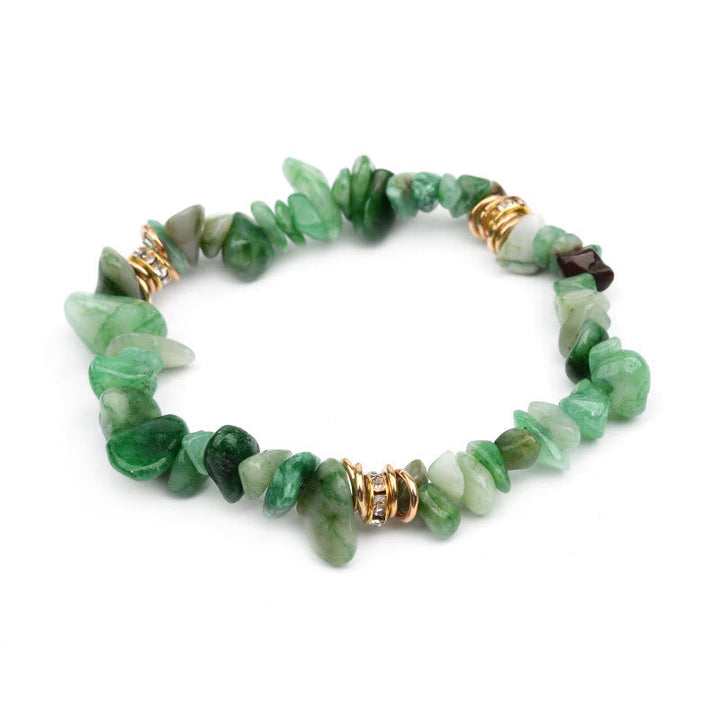 Grünes Edelstein-Armband mit goldenen Akzenten, handgefertigt, Schmuck für Damen.